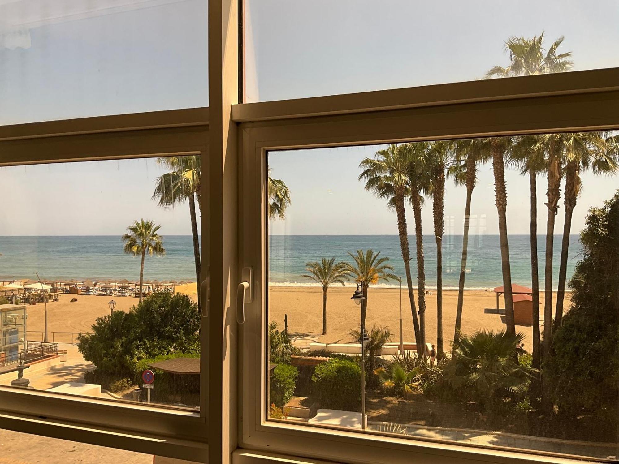 First Line Sea Apartment By Oliva Estepona Esterno foto
