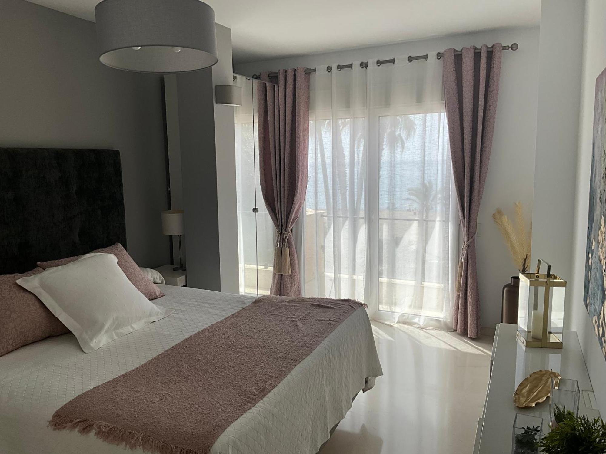 First Line Sea Apartment By Oliva Estepona Esterno foto